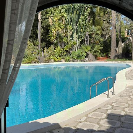 גיארדיני נאקסוס B&B La Villa מראה חיצוני תמונה